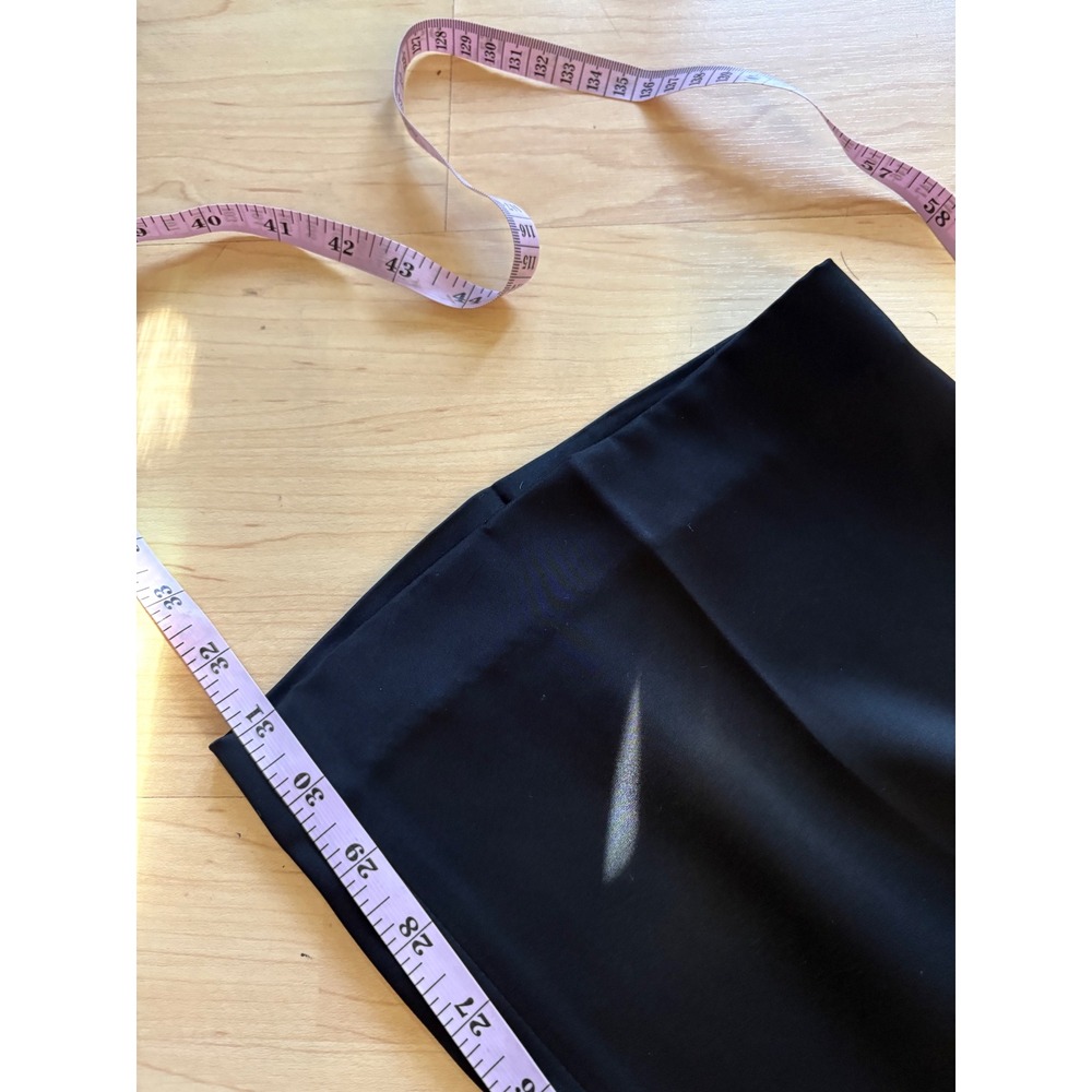 Aritzia The Effortless Pant Satin In Black Size 6 - Picture 7 of 7